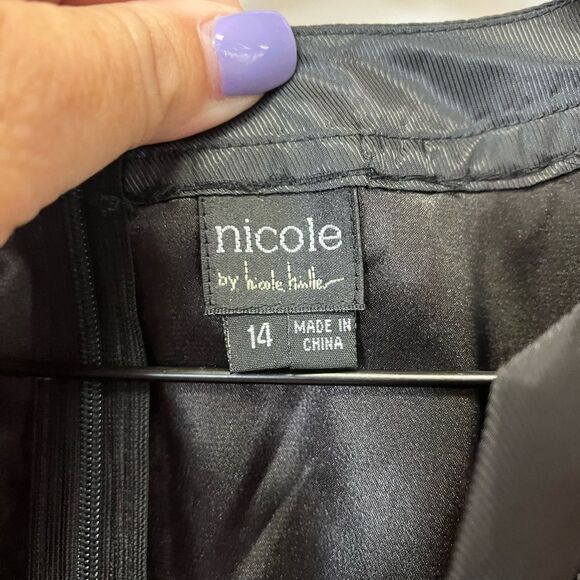 Nicole by Nicole Miller Black & Gold Print Rayon Sheath Dress sz 14 NWT - Picture 3 of 6